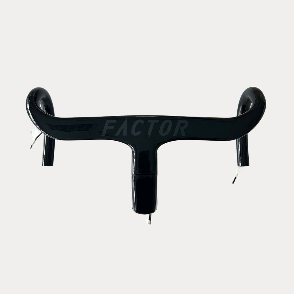 BLACK INC INTEGRATED AERO CARBON COCKPIT FOR ONE (2018) | Codagex
